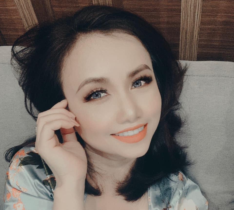 Cô Xuyến Hoàng Yến nói gì khi bị nghi đại phẫu khuôn mặt?-6