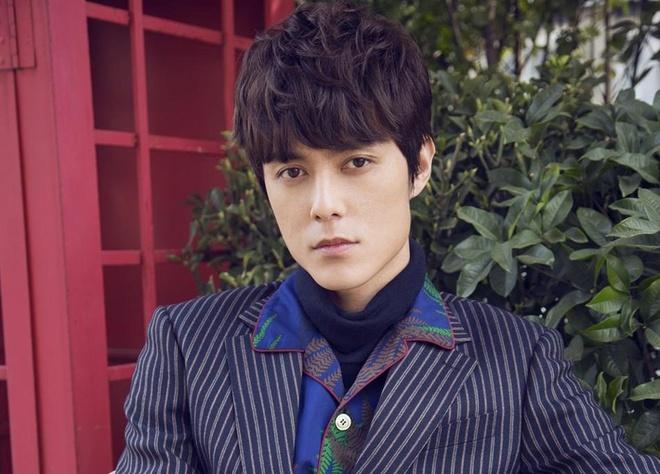 Tài tử Trung Quốc bị tẩy chay sau bê bối yêu cùng lúc 4 phụ nữ-1