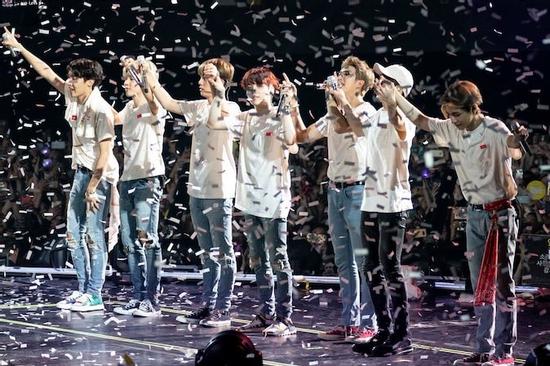 Big Hit công chiếu loạt concert của BTS trên youtube bù đắp cho fan giữa mùa dịch