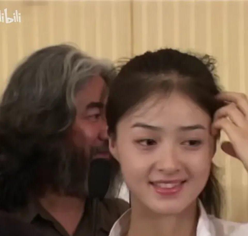 Nhan sắc Lưu Diệc Phi - Lưu Đào - Trần Hảo trong ngày khai máy Thiên long bát bộ 17 năm trước-5