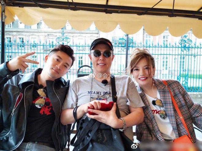 Hoàng đế quốc dân Trương Thiết Lâm: quan hệ tình ái với học trò, ruồng bỏ con cái, đi tu sám hối-16