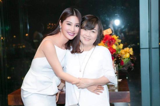 Rơi nước mắt với tâm thư gửi mẹ đã mất của Diễm My 9x