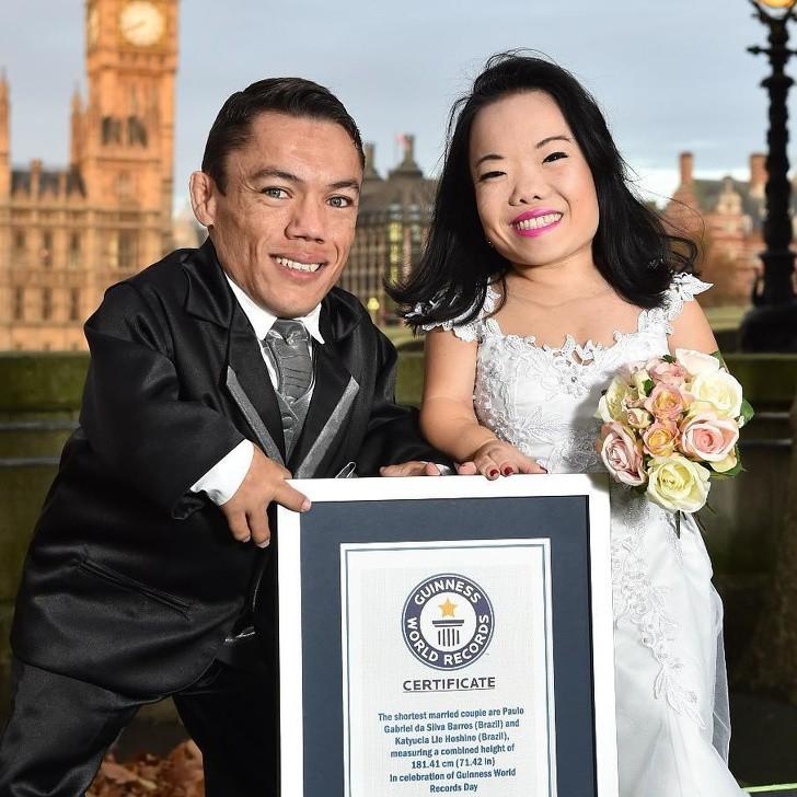 Ngưỡng mộ tình yêu của cặp đôi nhỏ bé nhất hành tinh-1