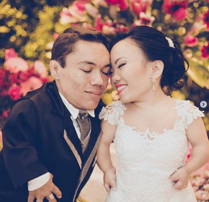 Ngưỡng mộ tình yêu của cặp đôi nhỏ bé nhất hành tinh-7