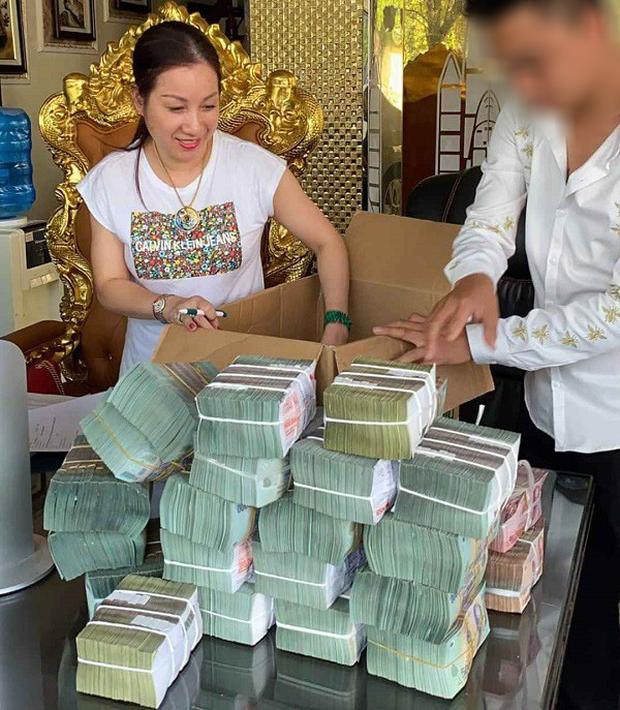 Cặp vợ chồng nữ đại gia bất động sản Thái Bình vừa bị bắt được biết đến với nhiều màn chịu chơi-5