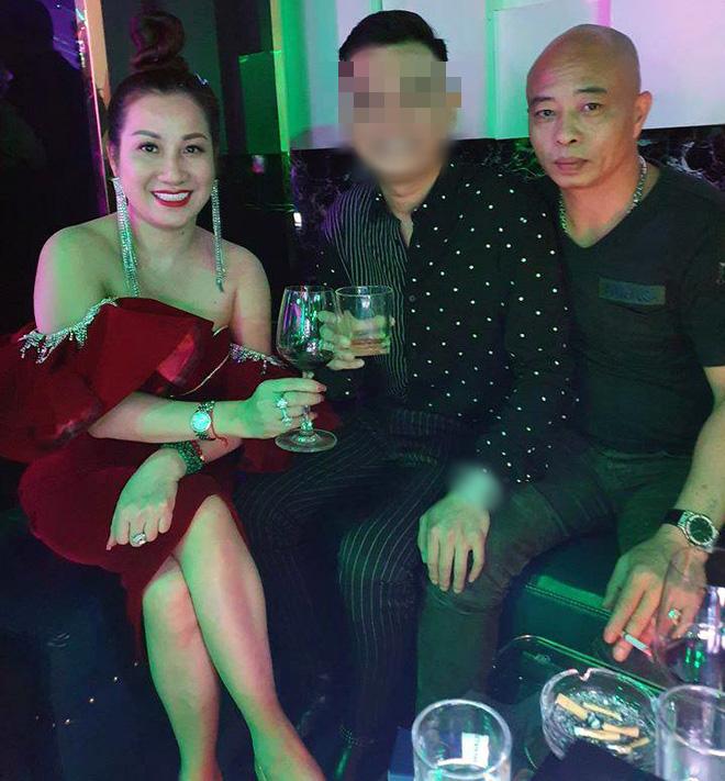 Cặp vợ chồng nữ đại gia bất động sản Thái Bình vừa bị bắt được biết đến với nhiều màn chịu chơi-9