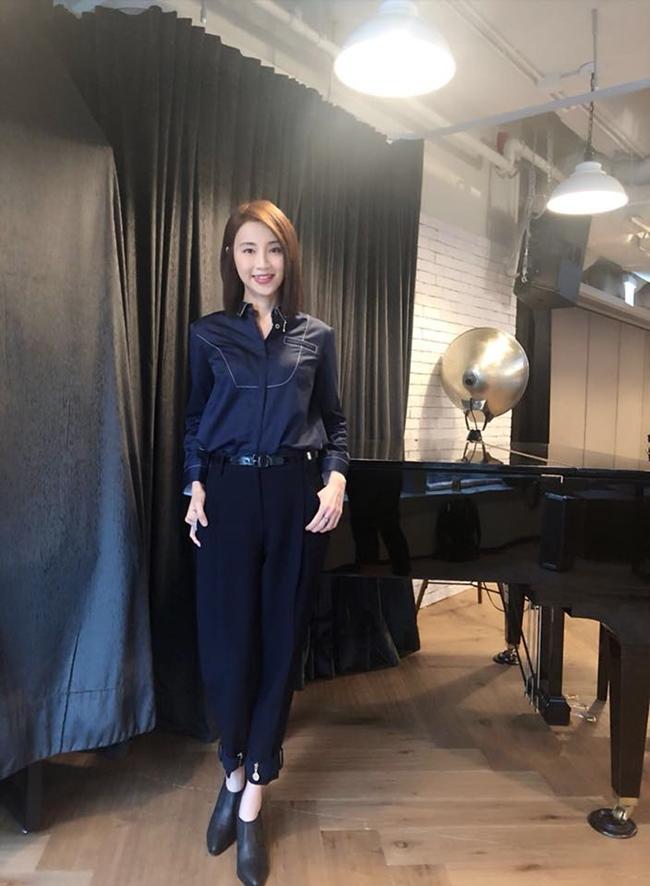 Mỹ nhân hết thời: Hoa hậu làm bia ôm, nữ thần 18+ sang Việt Nam làm nghề tay chân-15