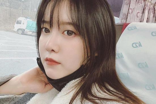 'Nàng cỏ' Goo Hye Sun đi học tâm lý gia đình sau khi ly hôn Ahn Jae Hyun