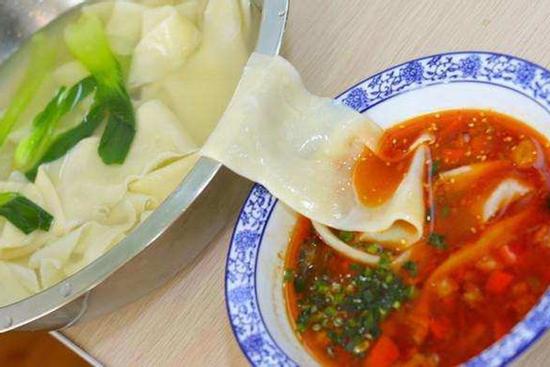 Loại mì độc đáo ở Trung Quốc, mỗi người chỉ ăn 3,4 sợi là no căng bụng