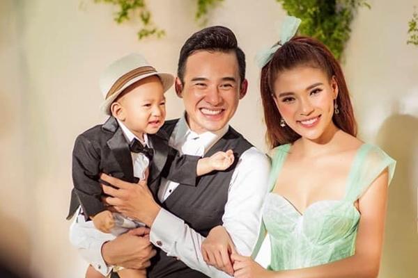 Thúy Diễm: Lương Thế Thành đồng tính là tin ngớ ngẩn nhất về chồng tôi-1