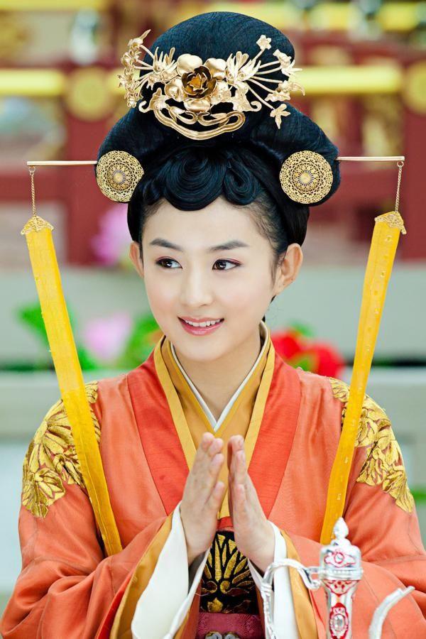 Triệu Lệ Dĩnh, Lưu Thi Thi mang ơn ai để trở thành sao hạng A như ngày hôm nay?-7