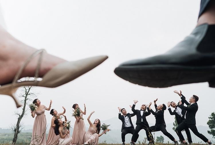 Ảnh cưới cặp đôi Lào Cai gây sốt: Từ cô dâu, chú rể đến hội bạn thân toàn cực phẩm nhan sắc-15