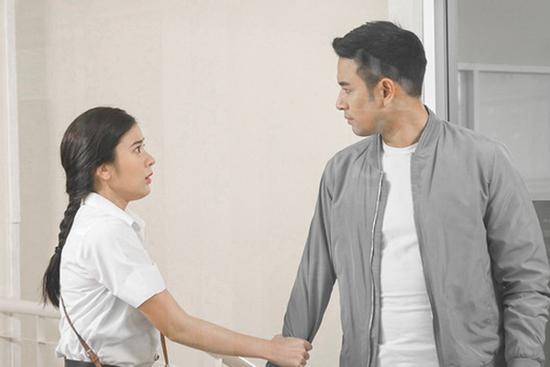 Chồng một mực muốn ly hôn vợ nhưng vào đêm quyết định, nhìn cô làm 1 việc mà anh lại vội vàng thay đổi