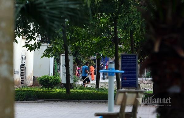 Cần thủ cuồng chân, tấp nập đi câu bất chấp lệnh cách ly ở Hà Nội-6