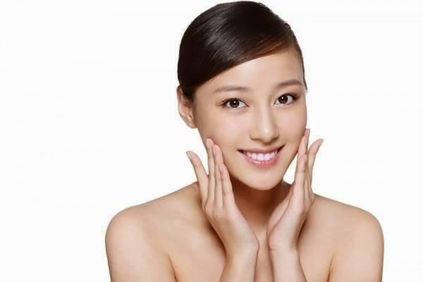 Không cần đến spa, các người đẹp vẫn massage da mặt tại nhà với nguyên liệu rẻ tiền, dễ kiếm-1