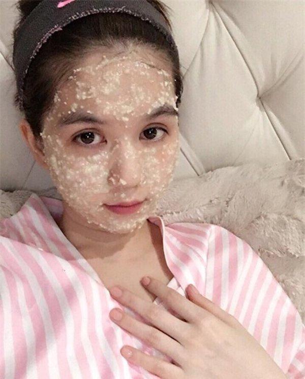 Không cần đến spa, các người đẹp vẫn massage da mặt tại nhà với nguyên liệu rẻ tiền, dễ kiếm-6