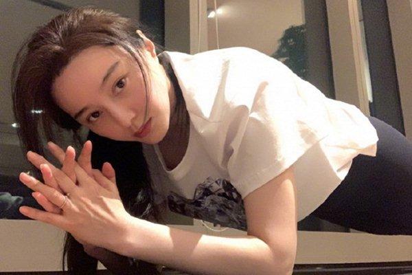 Không ngờ Phạm Băng Băng cũng có lúc bị chính người hâm mộ dằn mặt như thế này-4