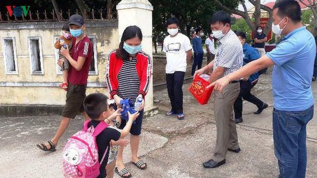 Cách ly 1 trường hợp ở chung phòng với bệnh nhân số 256 mắc Covid-19-1