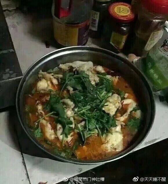 Những màn ra mắt nhà người yêu căng đét: Vặt lông gà tới sạch cả da, kho cá thì chọn trúng nguyên liệu bạc triệu nhìn mà tức-6