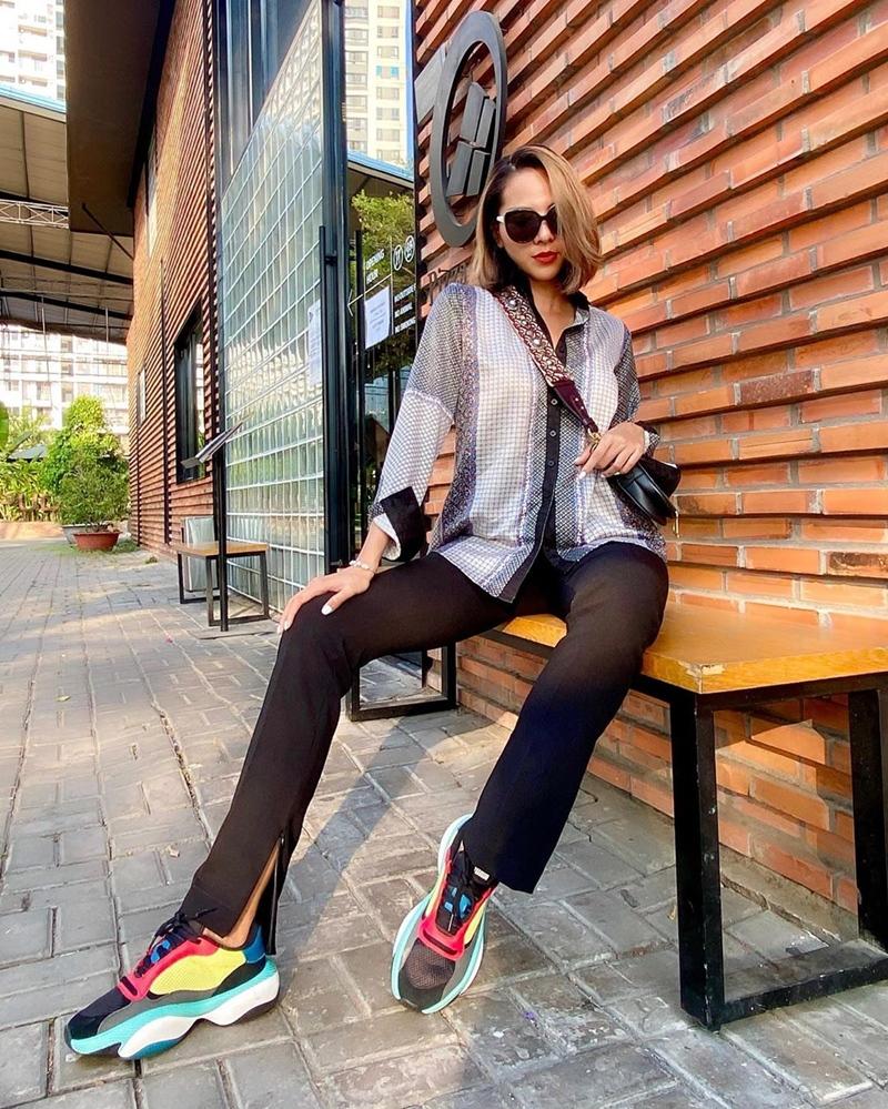 Hương Giang lên đồ lồng lộn cũng chỉ để đi ngủ - Mỹ Tâm hack tuổi nhưng tự dìm hàng chiều cao-9