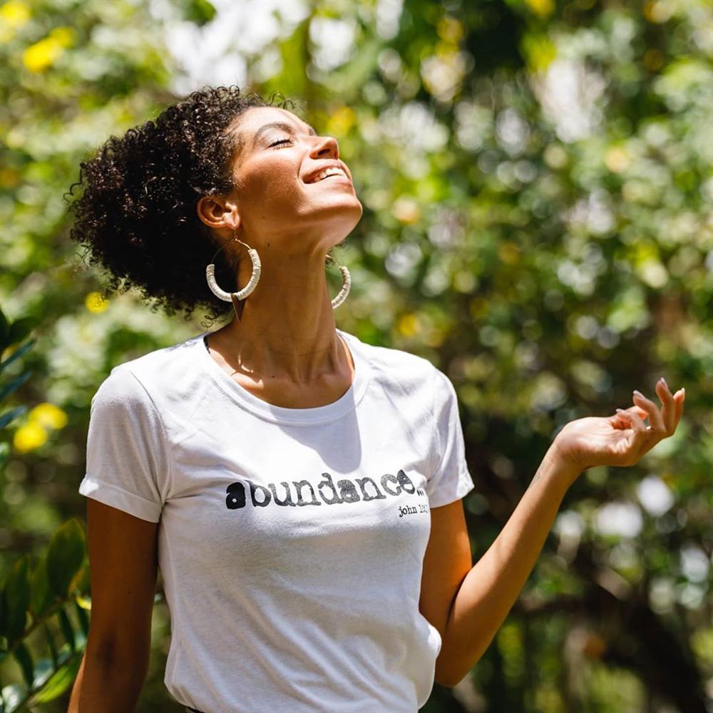 Bản tin Hoa hậu Hoàn vũ 13/4: Khánh Vân đọ nhan sắc đời thường với đối thủ Ba Lan-8