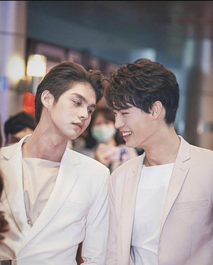 5 câu hỏi gây tò mò nhất của người hâm mộ gửi đến cặp đôi đam mỹ Bright Win và câu trả lời từ hai chàng trai-1