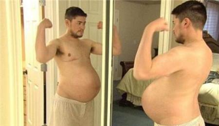 Từng gây tò mò sinh con thay vợ, cuộc sống của người đàn ông đầu tiên trên thế giới mang bầu giờ ra sao?-1