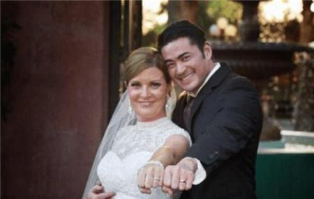 Từng gây tò mò sinh con thay vợ, cuộc sống của người đàn ông đầu tiên trên thế giới mang bầu giờ ra sao?-3