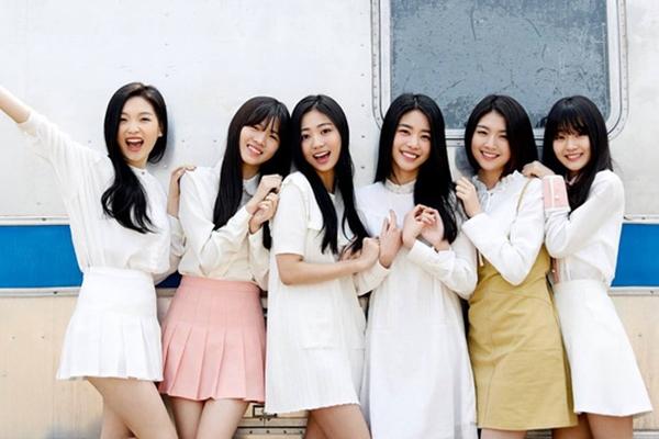 Lisa (BlackPink) và Mark (NCT) được cựu giám đốc sáng tạo YG Ent đề cập với tư cách idol tài năng bậc nhất Kpop-6