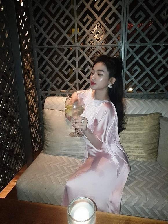 Bị hỏi sao chưa chịu lấy chồng, vợ cũ Hồ Quang Hiếu đáp trả cực thâm thúy-2