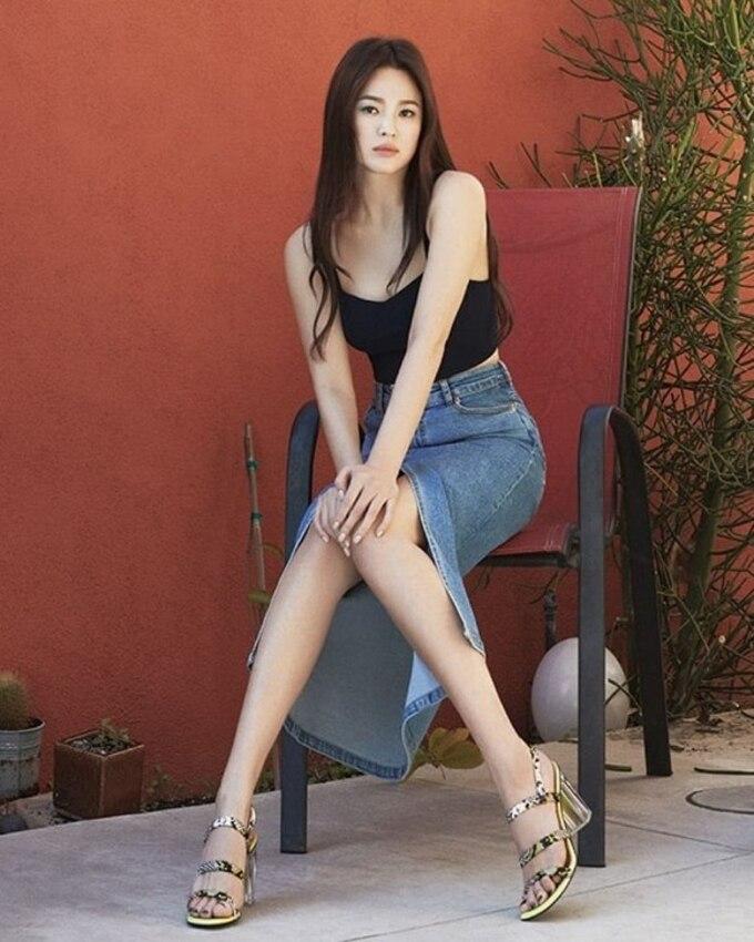 Song Hye Kyo khoe nhan sắc cuốn hút, thần thái hơn người giữa tin đồn nhà tân hôn bị phá bỏ-6