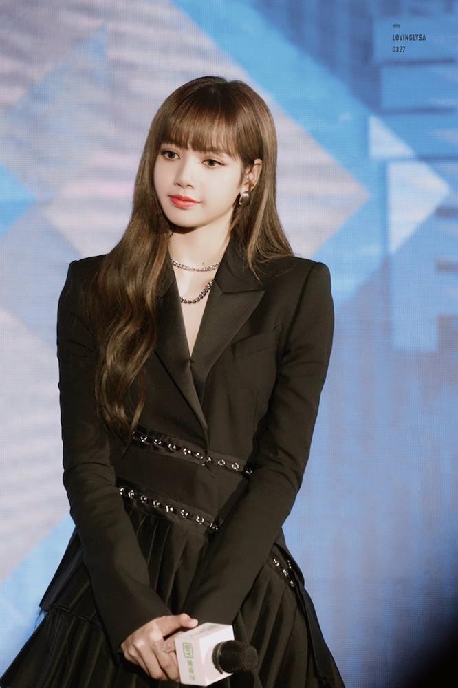 Lisa (BlackPink) và Mark (NCT) được cựu giám đốc sáng tạo YG Ent đề cập với tư cách idol tài năng bậc nhất Kpop-2