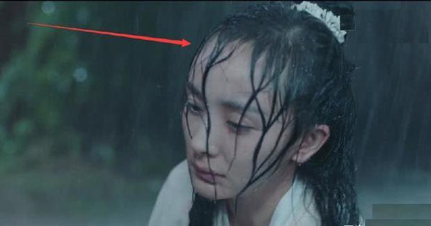Cảnh mưa ở phim Hoa ngữ: phun nước lố, dìm hàng nhan sắc diễn viên-10