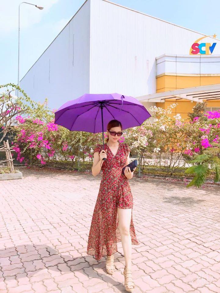 Chị Google sau khi được tiết lộ danh tính ngoài đời thật thì còn gây bất ngờ bởi giọng hát quá chuyên nghiệp-8