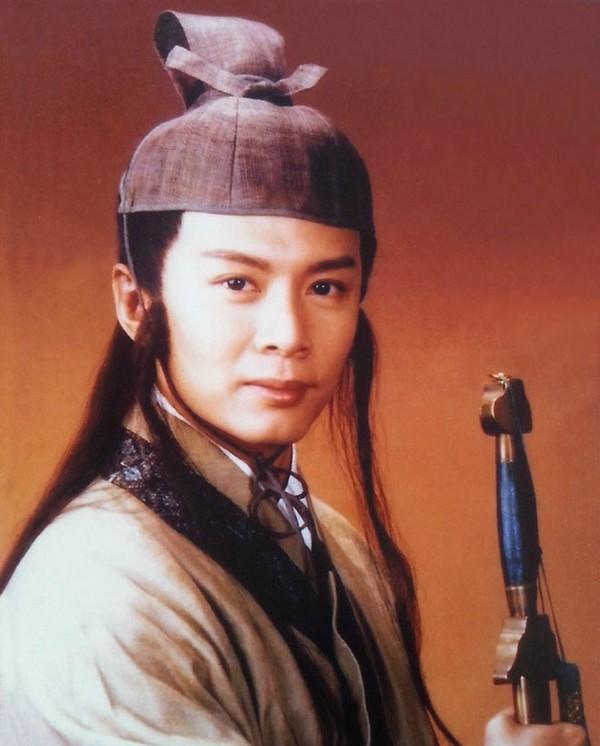 Nam thần TVB một thời lừng lẫy: thiếu gia đam mê cờ bạc, quy y cửa Phật để giảm nhẹ tội lỗi-2