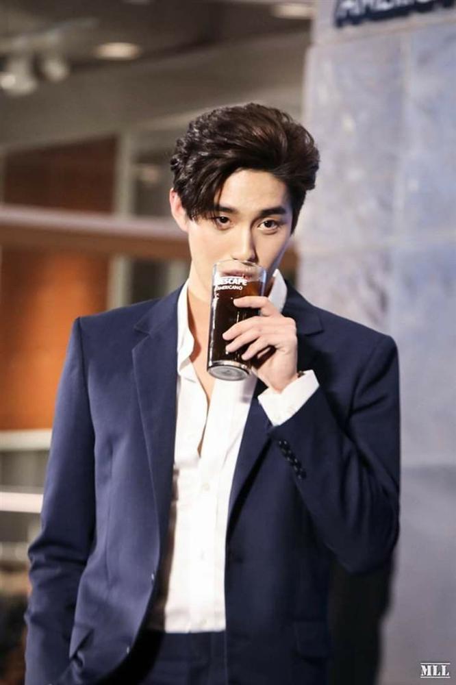 Bright Vachirawit, Push Puttichai và những mỹ nam Thái Lan nổi tiếng tại Trung Quốc-12