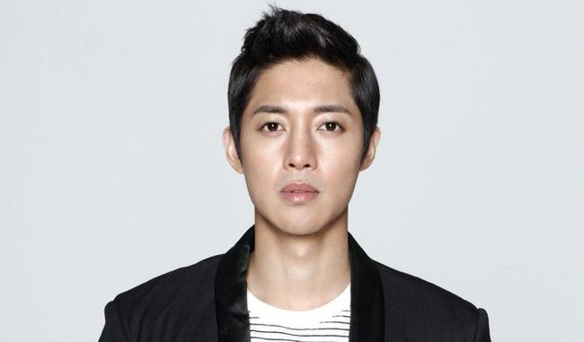 Đây là những trưởng nhóm xuất sắc nhất của nhà SM - Kim Hyun Joong rời khỏi KeyEast Entertainment-9