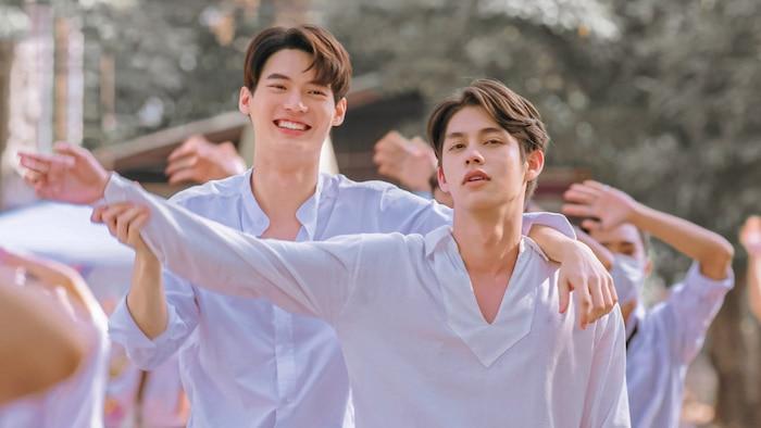 Cặp hotboy đam mỹ Bright Vachirawit - Win Metawin đẹp hoàn hảo từ trong trứng nước-1