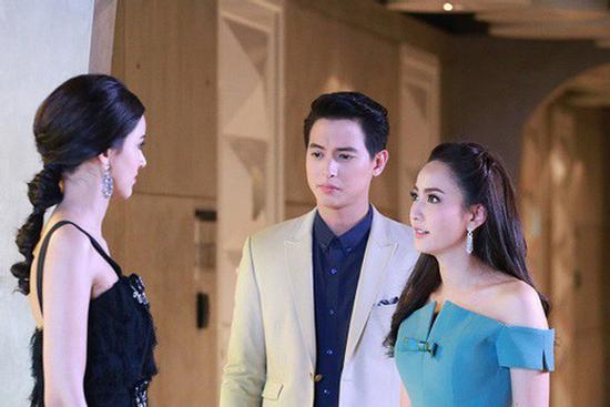 Kết ngọt của người đàn bà đẹp vừa sinh con đã phát hiện chồng khiến trợ lý mang thai