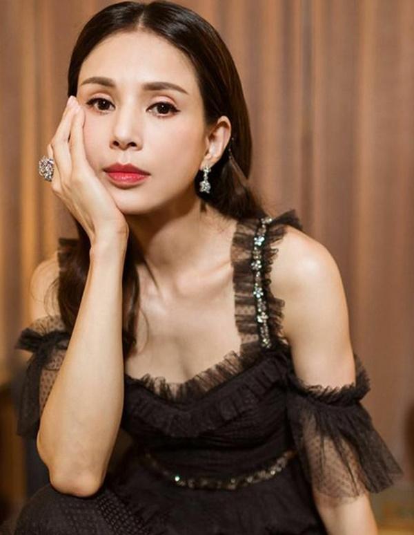 ‘Tiểu Long Nữ’ Lý Nhược Đồng: Bỏ tiếp viên hàng không thành mỹ nhân phim kiếm hiệp-12