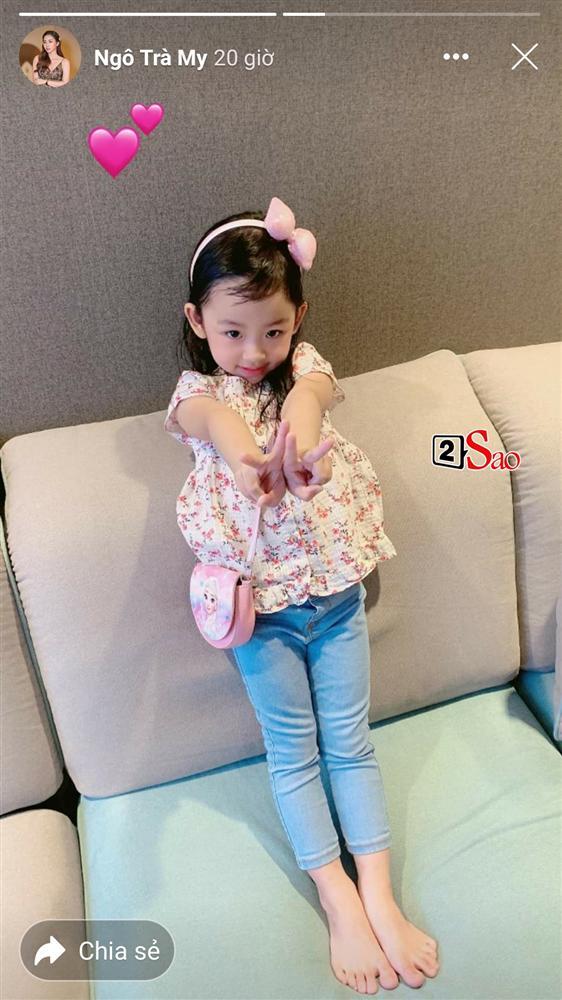 Hiếm hoi mới xuất hiện, ái nữ 4 tuổi nhà Á hậu Ngô Trà My gây ngỡ ngàng vì quá xinh-1