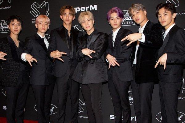 Tranh cãi tưng bừng về khuôn mặt trung bình của nhóm nhạc nam Kpop nào đẹp trai nhất?-9