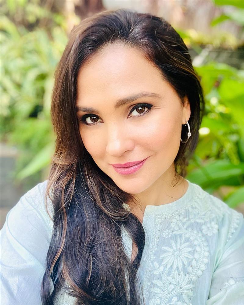 Bản tin Hoa hậu Hoàn vũ 15/4: Đối thủ make-up lồng lộn, nhan sắc lấn lướt Khánh Vân-3