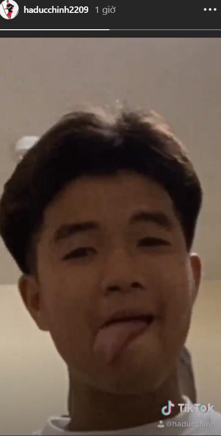 Đình Trọng để râu, Quế Ngọc Hải tóc dài như con gái giữa mùa dịch-3