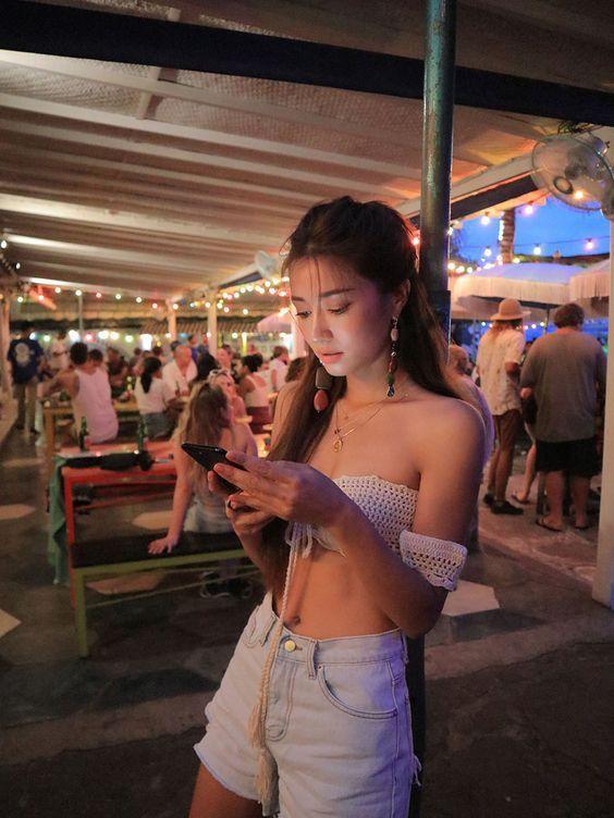 Tử vi thứ 6 ngày 17/4/2020 của 12 cung hoàng đạo: Kim Ngưu chớ manh động, Thiên Bình tình cảm bị ngăn trở-2