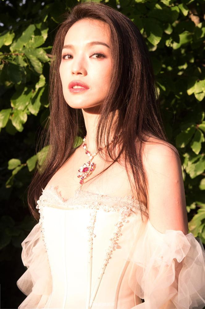 Nhan sắc Thư Kỳ ở tuổi 44-16