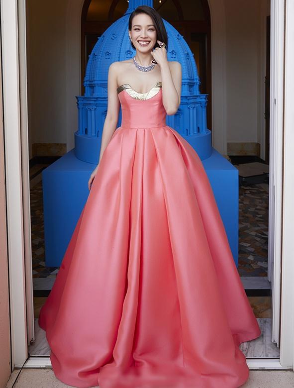 Nhan sắc Thư Kỳ ở tuổi 44-17