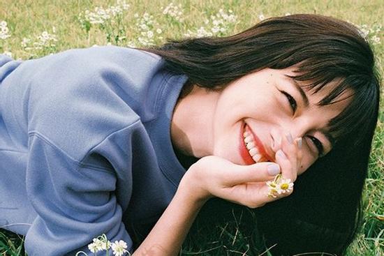 Phụ nữ sinh vào khung giờ này, cuộc sống sau 35 gặp nhiều may mắn, công việc và hôn nhân đều viên mãn thăng hoa, cuối đời giàu có