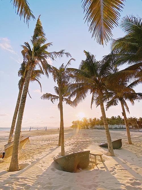 Quang Vinh, Hà Anh cách ly xã hội trong villa sang trọng-11