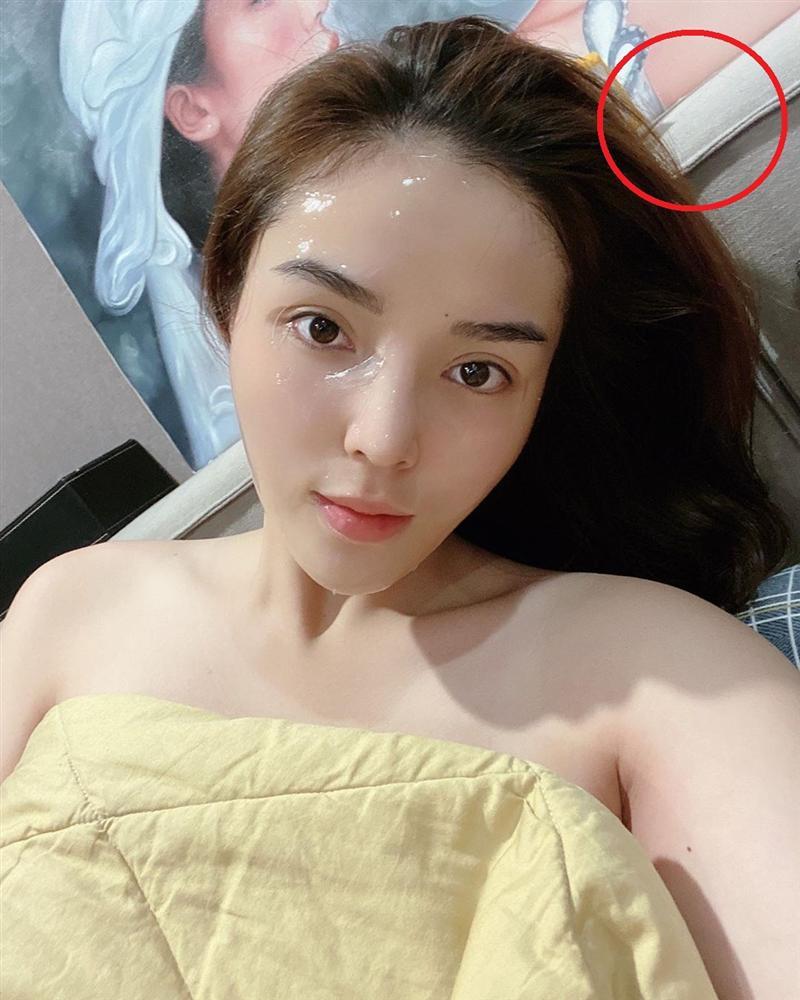 Hoa hậu Kỳ Duyên lại sống ảo, trình độ photoshop bị dân mạng chê quá xanh non-1